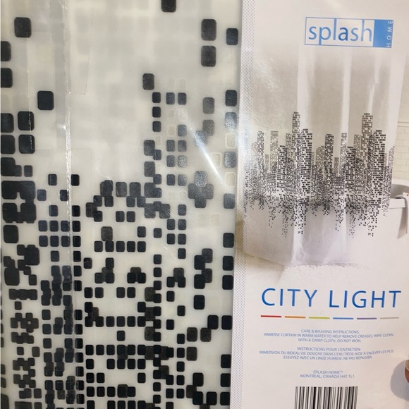 City Light Shower Curtain PEVA Black White Skyline - Picture 2 of 2